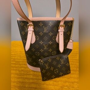 Louis Vuitton Monogram Petit Bucket